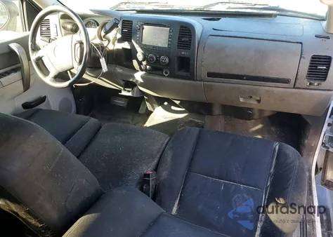 2012 Chevrolet Silverado C2500 Heavy Duty из США, поврежденный, VIN 1GC2CVCG1CZ113686